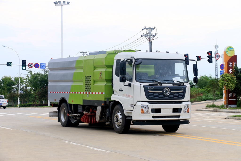 東風天錦洗掃車